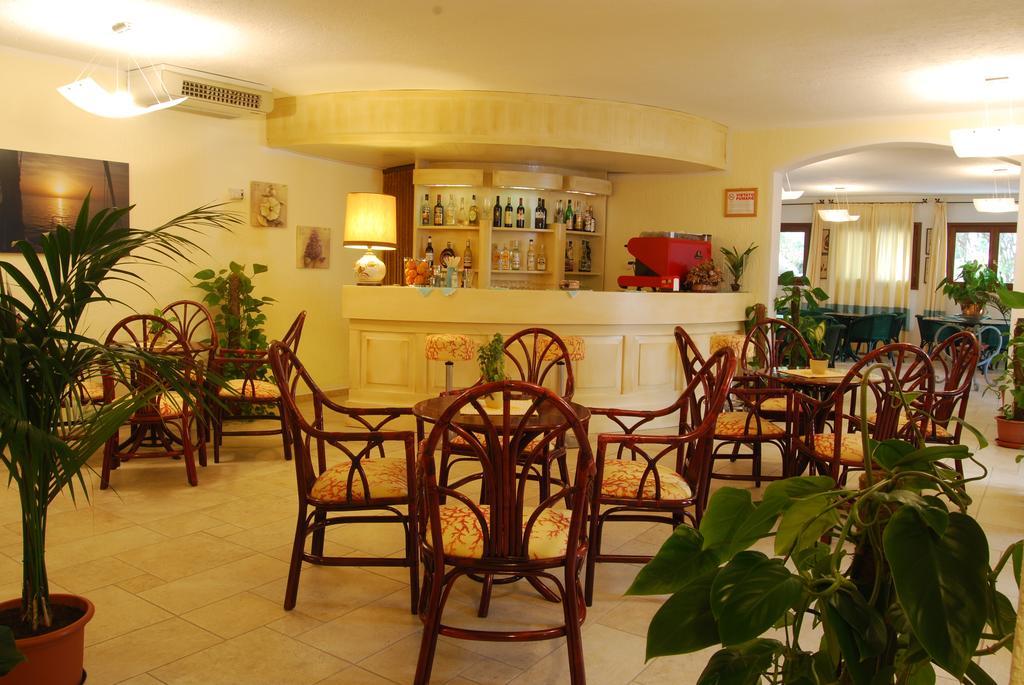 Hotel Mon Repos Baia Sardinia Exteriér fotografie