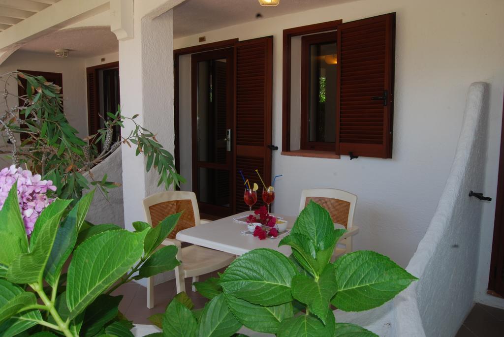 Hotel Mon Repos Baia Sardinia Pokoj fotografie