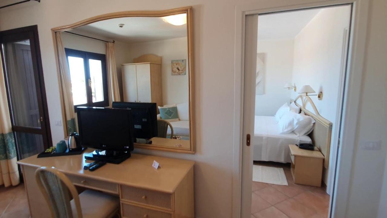 Hotel Mon Repos Baia Sardinia Exteriér fotografie